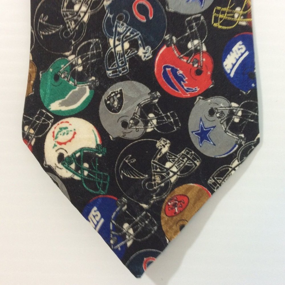 Team NFL Football MENS TIE NECKTIE 3.75 in USA Black Gray White Red Blue Burgund